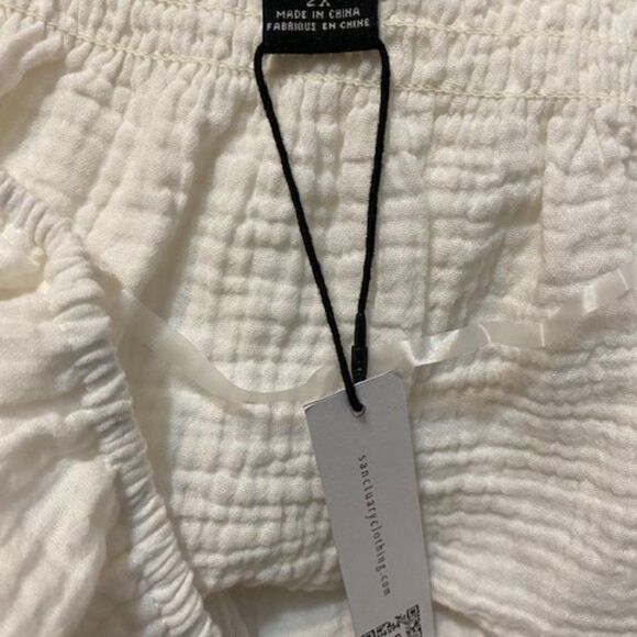 Sanctuary White Zooey Puff sleeves top, size 2X - Picture 4 of 4